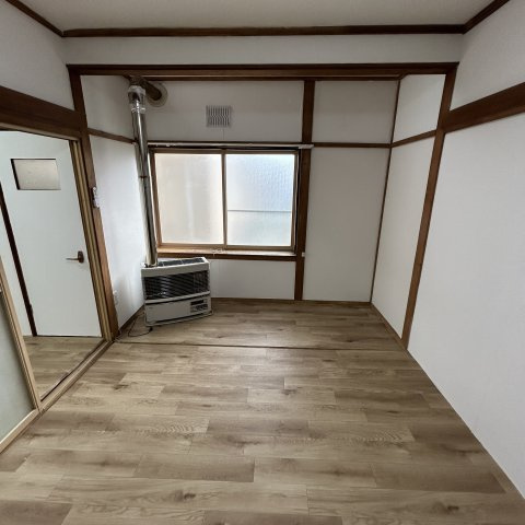 室蘭市宮の森町3丁目17-8戸建の洋室