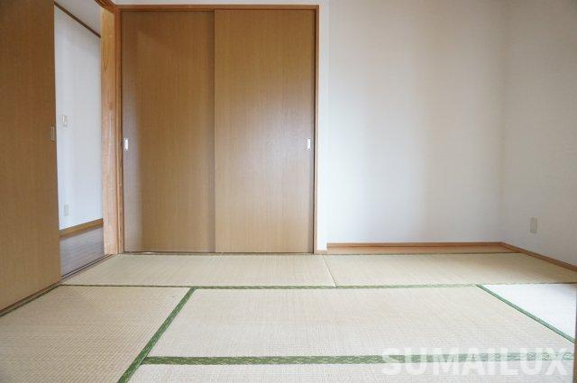 スカイマンション幾久富の和室