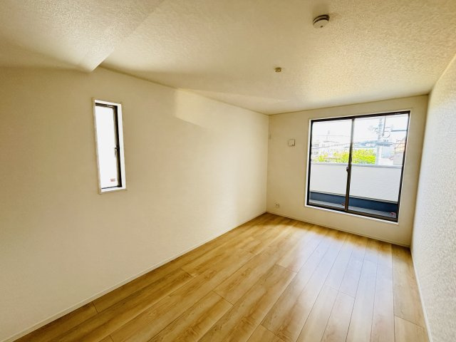 ＼☆ご成約時キャッシュバック☆／　CG与那原町板良敷第6-1号棟の洋室