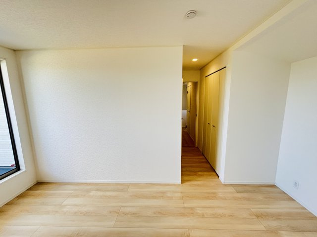 ＼☆ご成約時キャッシュバック☆／　CG与那原町板良敷第6-1号棟の洋室