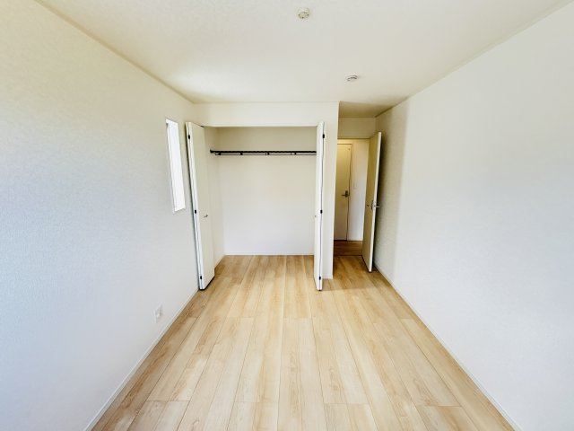 ＼☆ご成約時キャッシュバック☆／　CG与那原町板良敷第6-1号棟の洋室