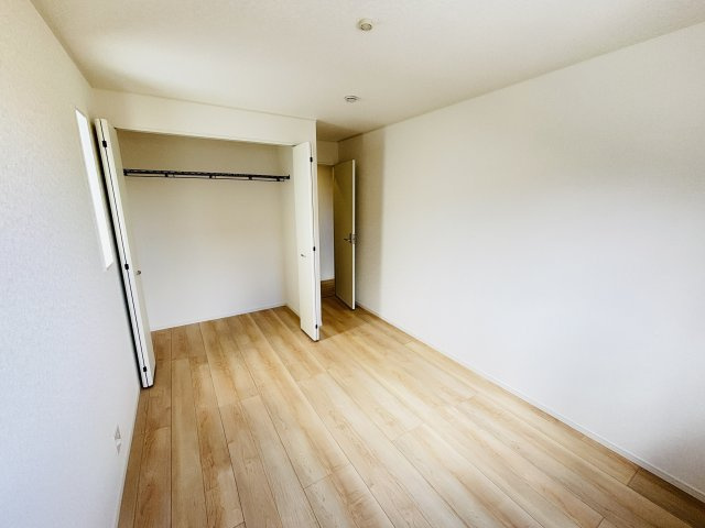 ＼☆ご成約時キャッシュバック☆／　CG与那原町板良敷第6-1号棟の洋室