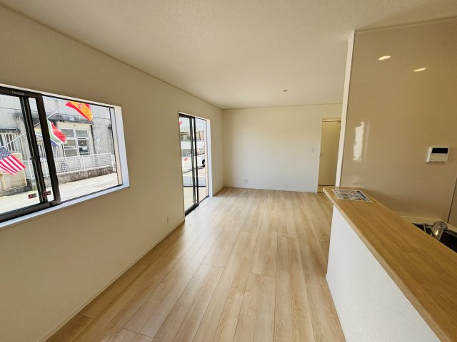 ＼☆ご成約時キャッシュバック☆／　CG与那原町板良敷第6-1号棟の居間・リビング