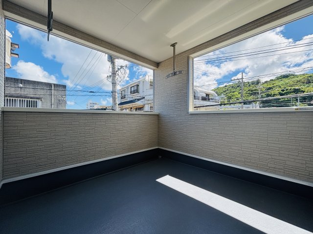 ＼☆ご成約時キャッシュバック☆／　CG与那原町板良敷第6-2号棟のバルコニー