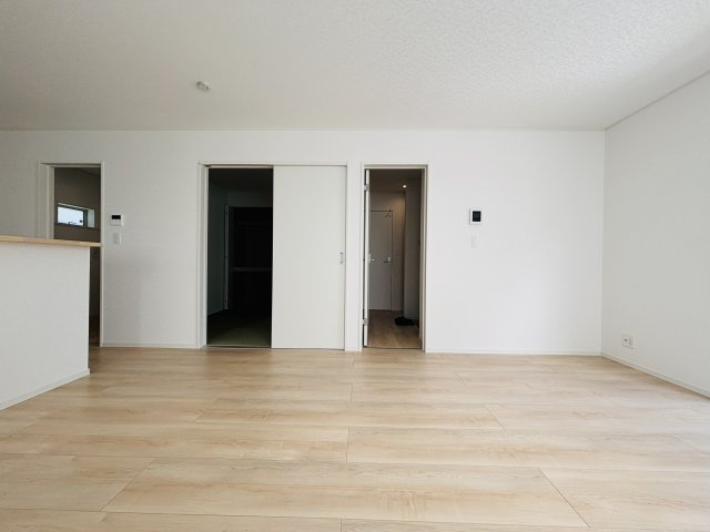 ＼☆ご成約時キャッシュバック☆／　CG与那原町板良敷第6-2号棟の居間・リビング