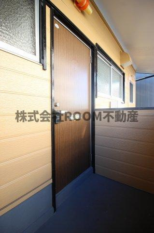 天神ハイツの玄関|ゆったりとした玄関です