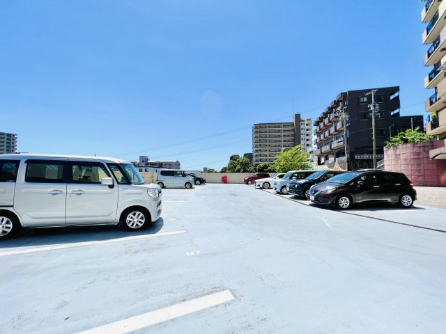 成子坂壱番街の駐車場|平置き駐車場