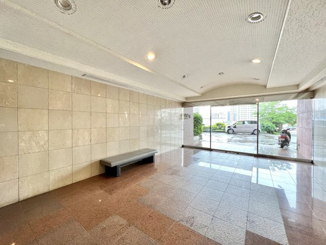 成子坂壱番街のエントランス|広々とした明るいエントランス！