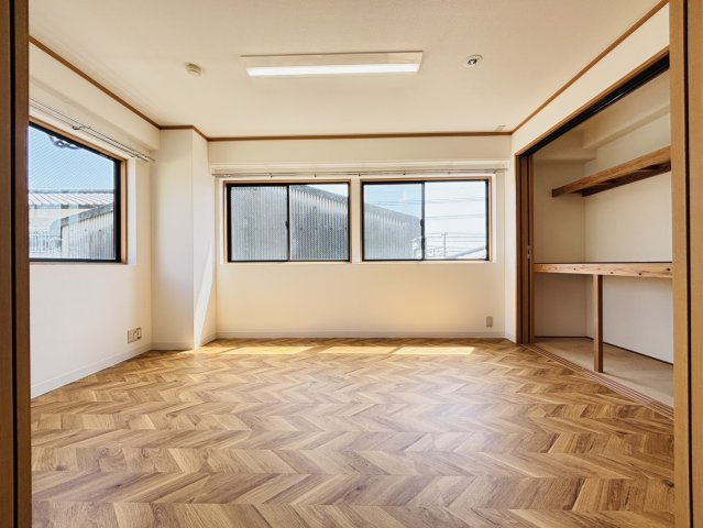 ラフテル小郡の居間・リビング