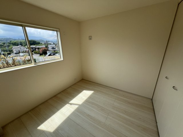新築　富岡市富岡第13　Livele Garden.S　3号棟の洋室|　リビング隣の洋室はお子様の遊び部屋としてもちょうどいいですね♪
