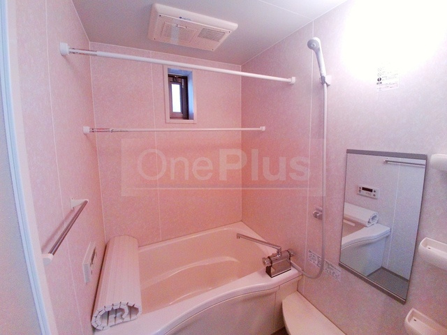 シャーメゾン本山北町の浴室