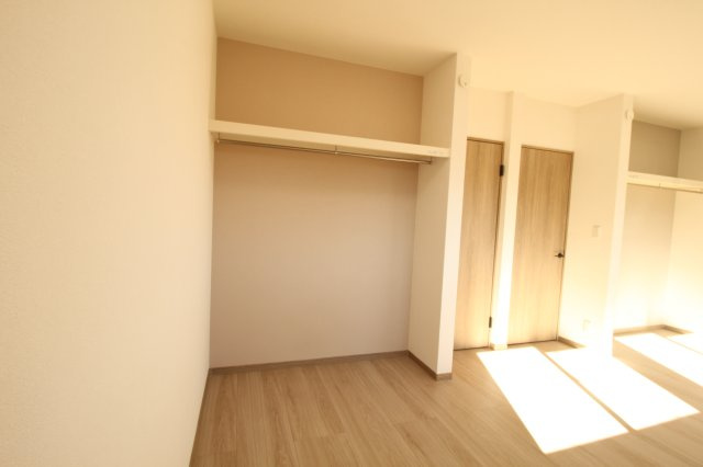 土佐山田町　新築戸建　Ｃ号地　（全4区画）　の収納|南の部屋　4.75帖+4.75帖