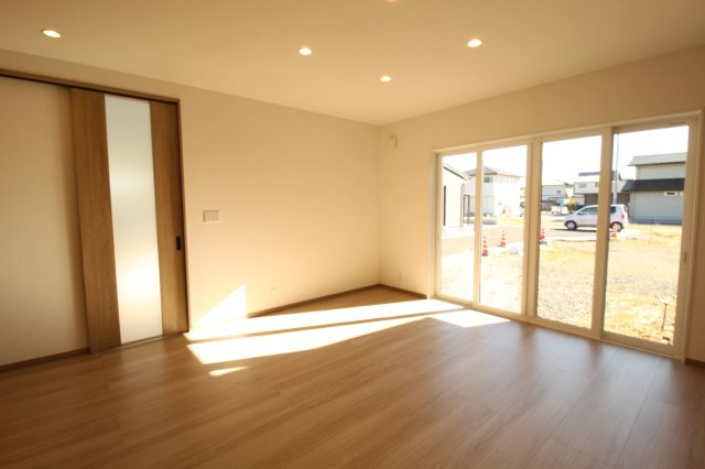 土佐山田町　新築戸建　Ｃ号地　（全4区画）　の居間・リビング|ＬＤＫ　16.62帖