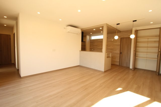 土佐山田町　新築戸建　Ｃ号地　（全4区画）　の居間・リビング|ＬＤＫ　16.62帖