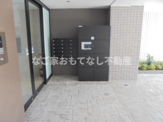 【エントランス】