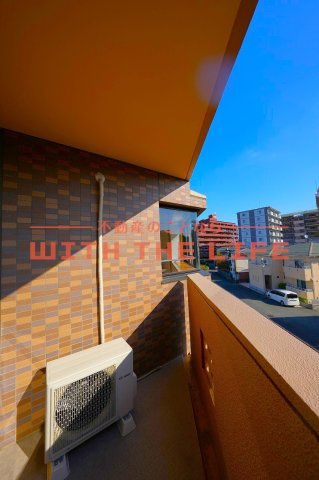 ヒノデカン【キャッシュバック対象物件】のバルコニー|外からの目が気にならないバルコニーで洗濯物が干せます