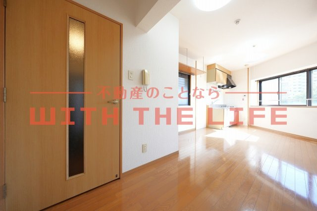 ヒノデカン【キャッシュバック対象物件】の居間・リビング|おしゃれな居間です