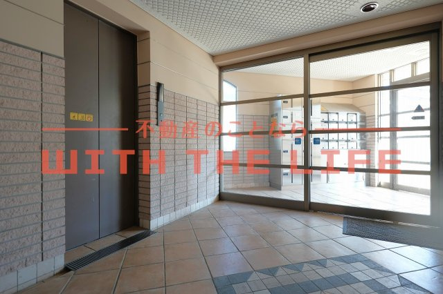 ヒノデカン【キャッシュバック対象物件】のエントランス|清潔なエントランスです