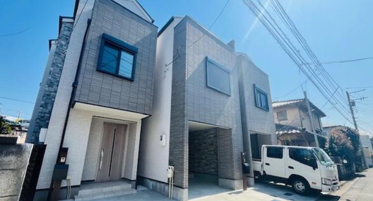 旭区鶴ヶ峰1丁目新築戸建【3LDK+カースペース1台/断熱等級4取得/鶴ヶ峰駅徒歩13分】全3棟