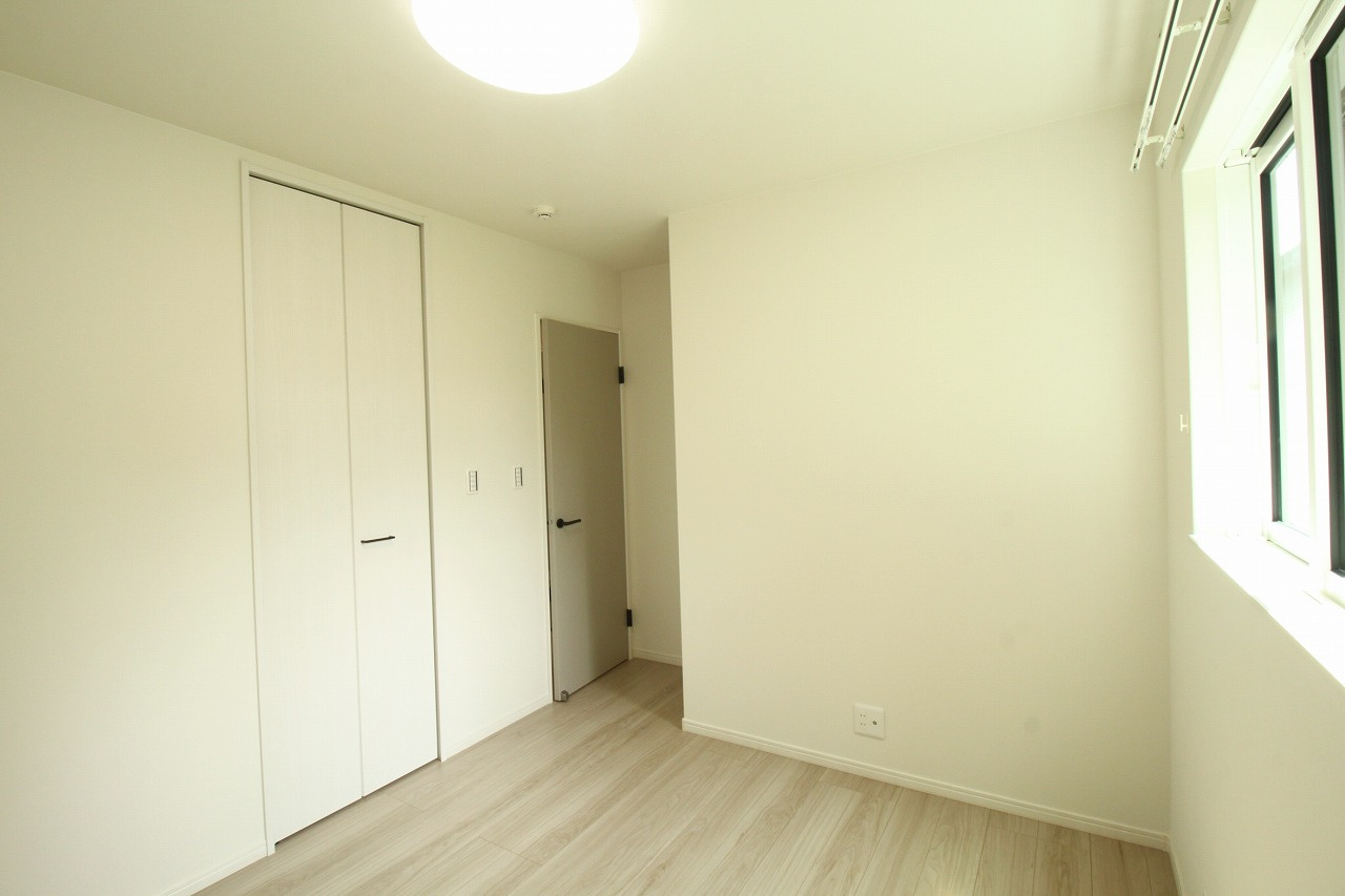 石立町　新築戸建　3号地（全8区画）の洋室|2Ｆ　北西の部屋　5.3帖