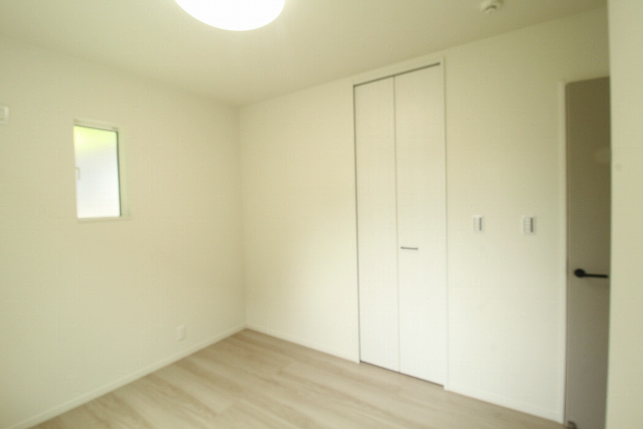 石立町　新築戸建　3号地（全8区画）の洋室|2Ｆ　北西の部屋　5.3帖