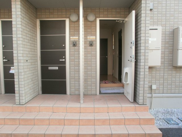 ラフィーネⅢのエントランス