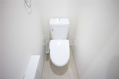 【トイレ】 | Vita弁天町 | コンパクトで使いやすいトイレです