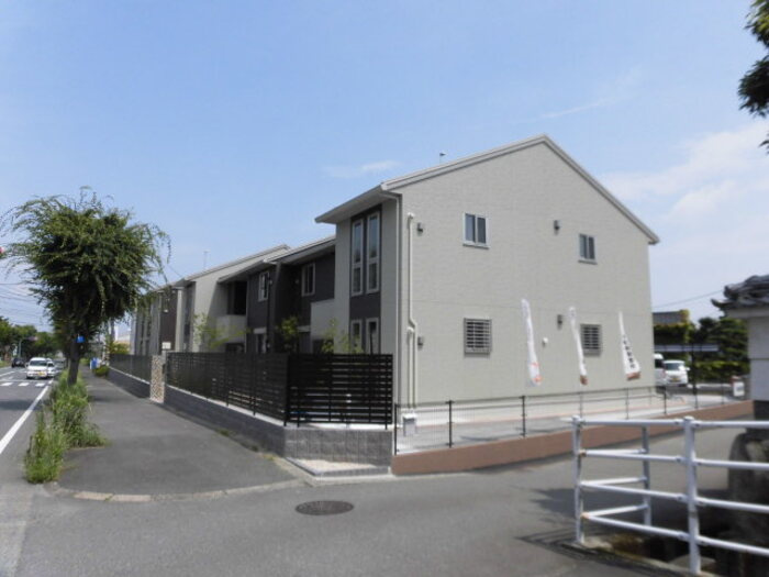 モンテリーヴル【キャッシュバック対象】の外観|きれいな外観です