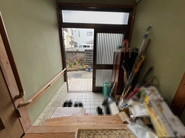 和歌山市園部・中古戸建・54667の玄関