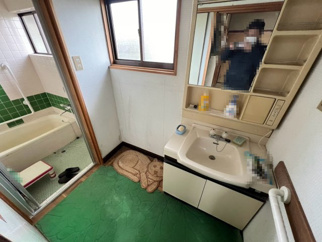 和歌山市園部・中古戸建・54667の洗面所