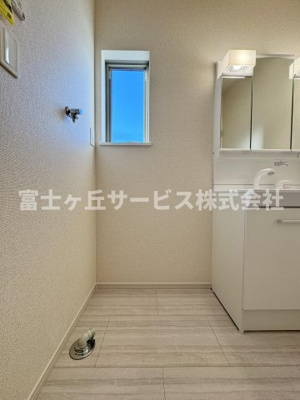 【ランドリースペース】 | 静岡市清水区横砂南町 5期 新築一戸建て 2号棟 | 洗濯機置き場です