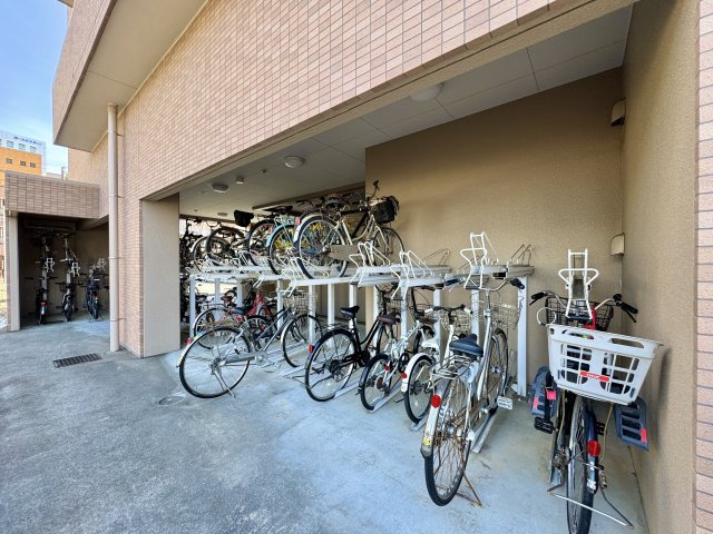 セランの駐輪場