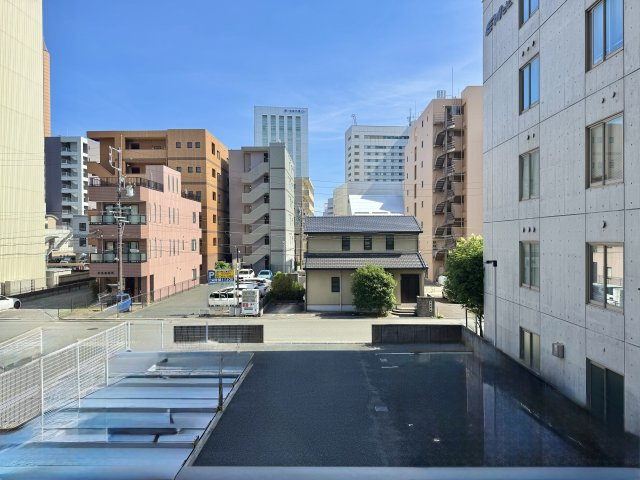 セランの展望|バルコニーからの景観です。
前面棟と距離があるので圧迫感を感じません！