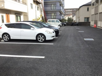 【駐車場】 | ラプランタン北野(ラプランタンキタノ)