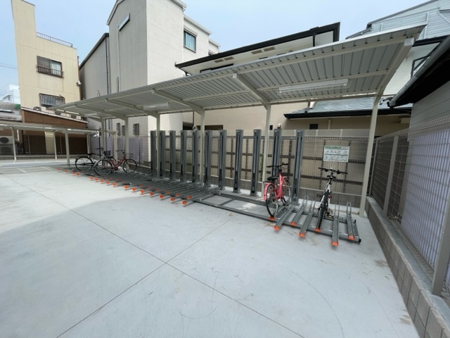 【駐車場】