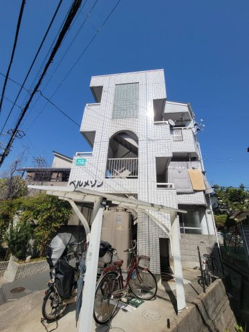 ベルメゾンのエントランス