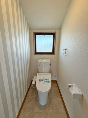 仙台市泉区南中山1丁目　中古戸建のトイレ|トイレ内に手洗い場を設置♪手洗い習慣も自然と身に付きそうです♪