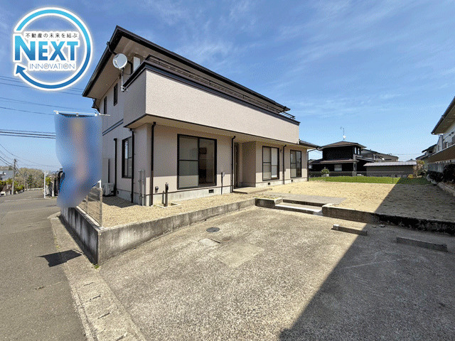 仙台市泉区南中山1丁目　中古戸建の外観|これであなたも節約家！！ついに登場！！太陽光発電システム標準搭載の家！