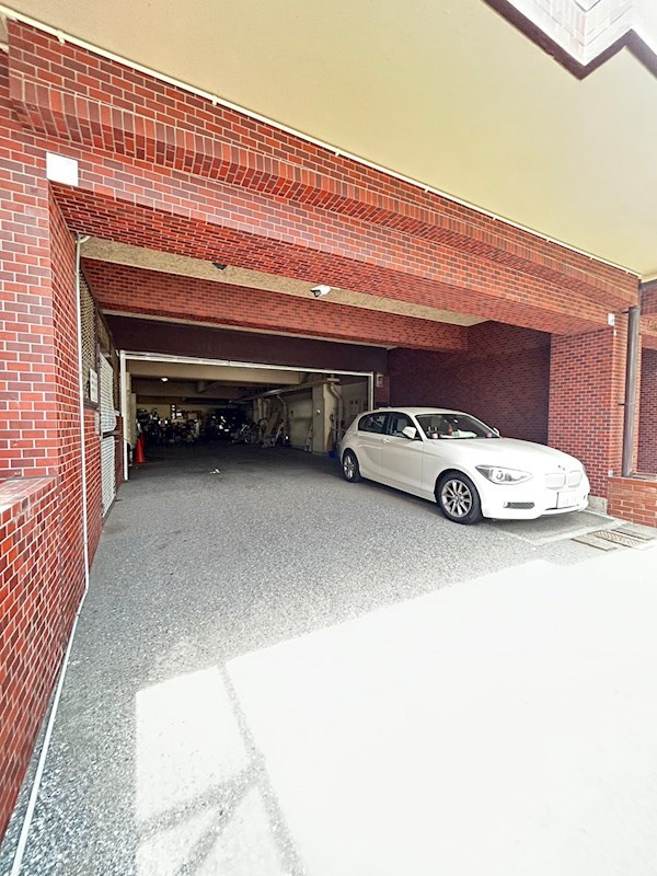 神戸市中央区日暮通４丁目の賃貸マンションの外観