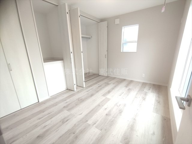 【寝室】の画像