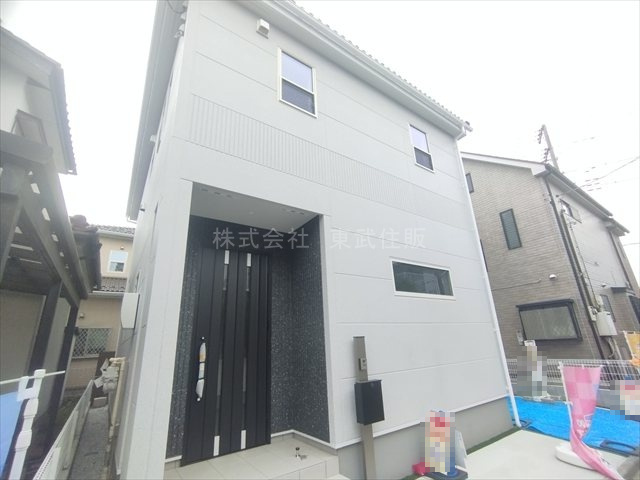 【前面道路含む現地写真】の画像