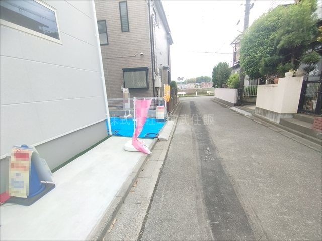 【前面道路含む現地写真】の画像