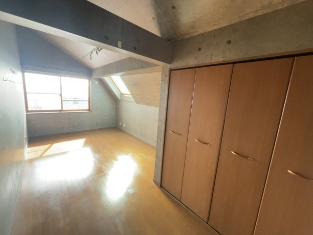 邑楽郡大泉町寄木戸　中古戸建の洋室|3階洋室1