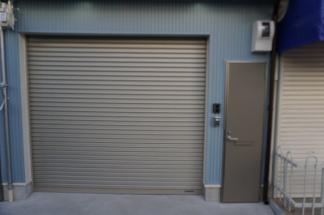 AZUMA  BASEの玄関