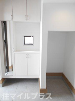 【玄関】 | 郡山市片平町釜場新築一戸建て3棟 | ゆったりとした玄関です