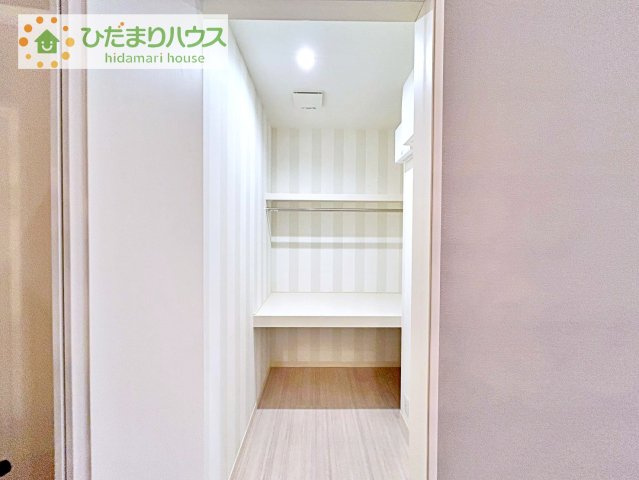 【収納】 | つくば市大角豆　中古戸建 | 収納場所に困る掃除機や掃除用具はココへ！！