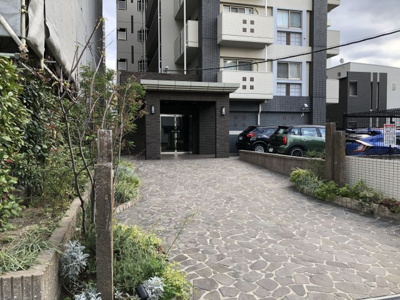 【エントランス】 | ロイヤルステージ吉塚