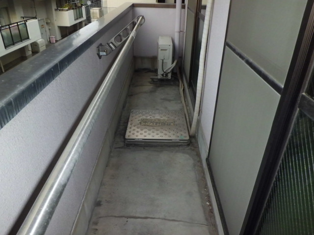 レジデンス灘のバルコニー