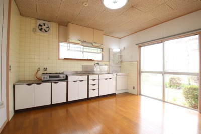 【居間・リビング】 | 河内長野市楠ケ丘5-5戸建