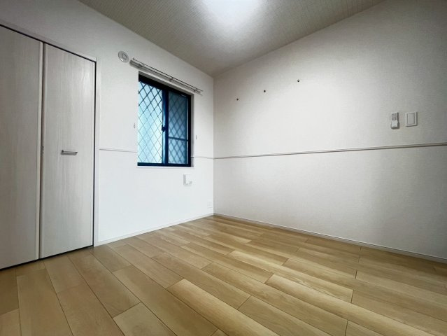Ｍ．ｂｏｎｉｔｏの洋室